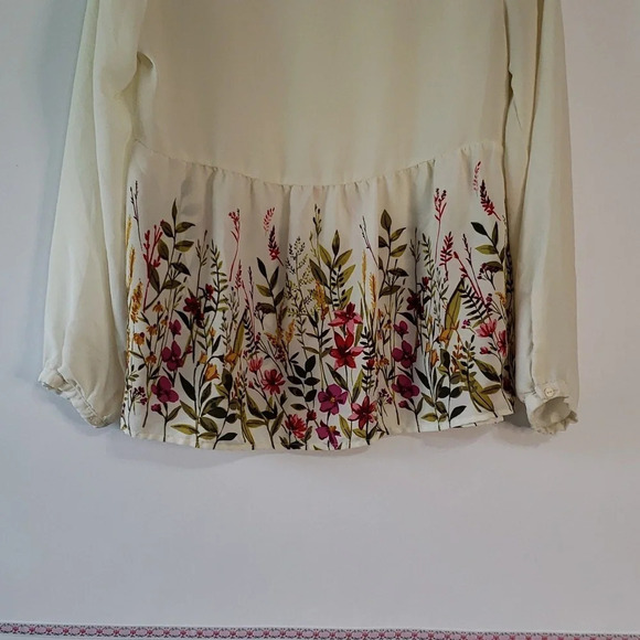 Old Navy Ivory Sheer Blouse Small    Garden Floral Cottage Minimalist Feminine - Picture 10 of 16